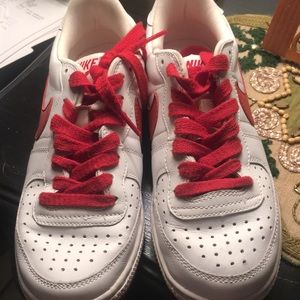 NIKE SHOES RED AND WHITE